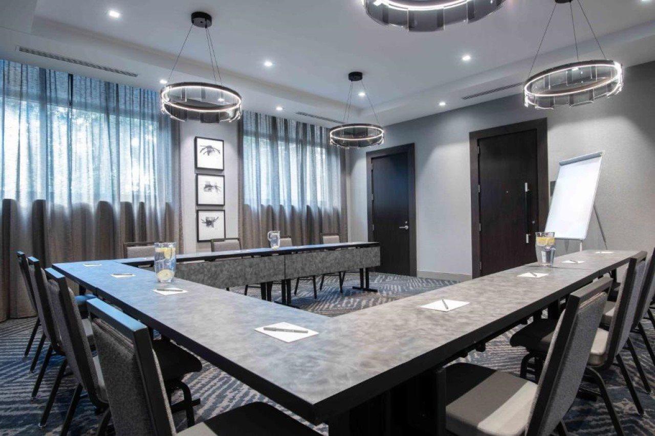 Staybridge Suites - Quincy By Ihg Екстериор снимка
