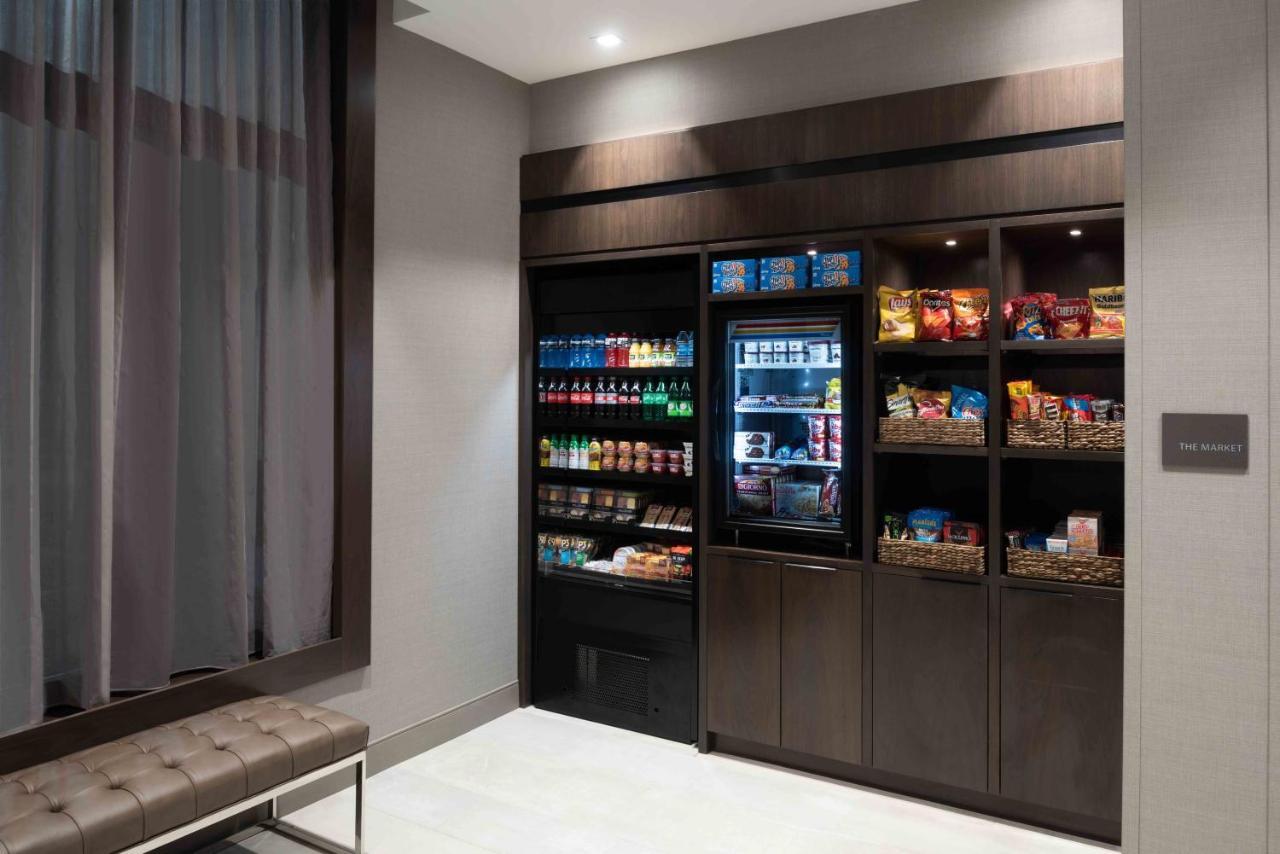 Staybridge Suites - Quincy By Ihg Екстериор снимка