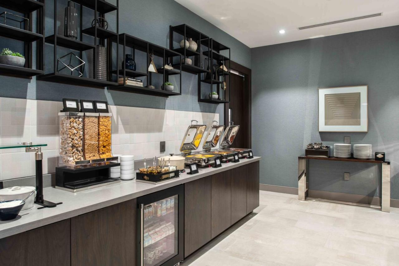 Staybridge Suites - Quincy By Ihg Екстериор снимка
