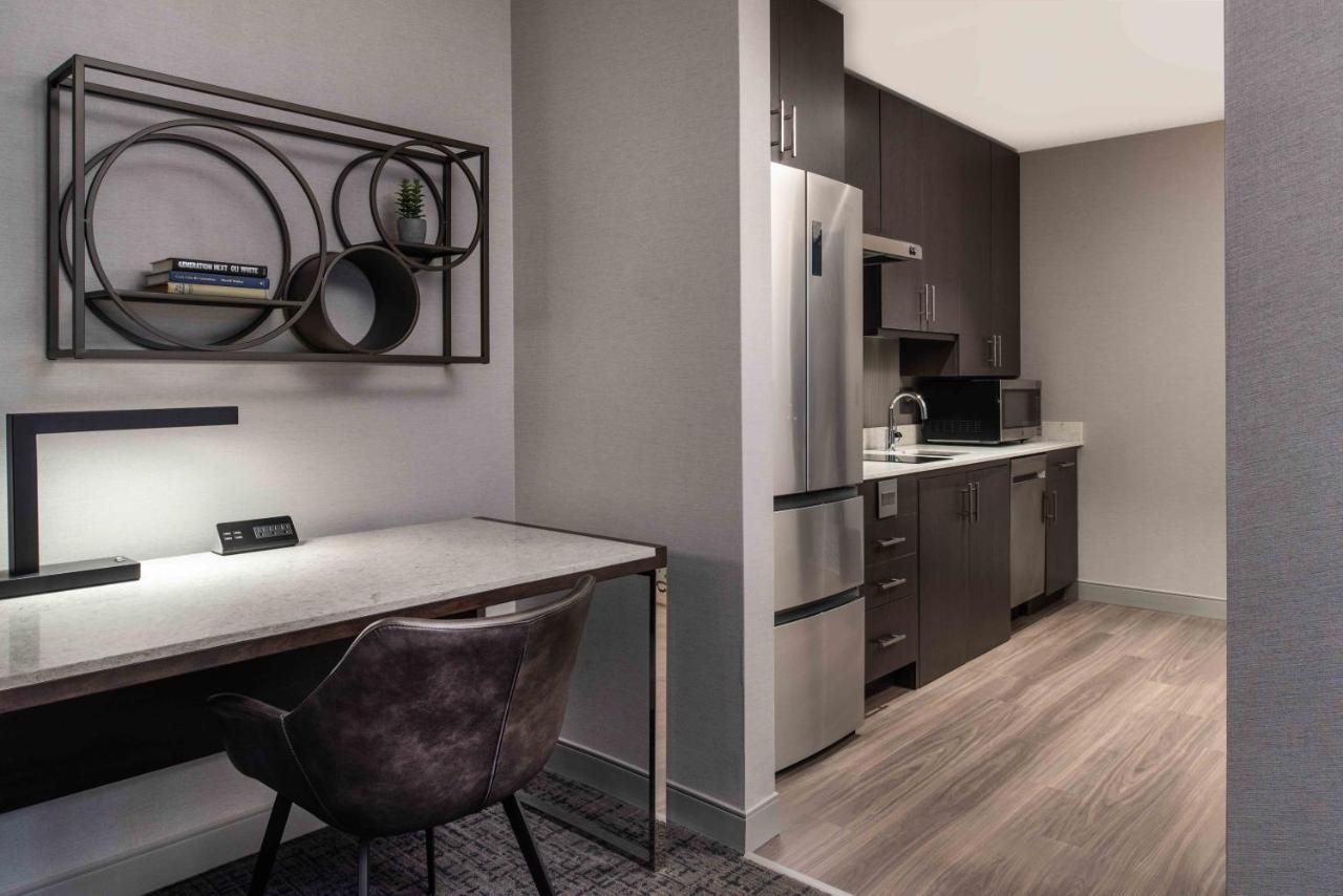 Staybridge Suites - Quincy By Ihg Екстериор снимка