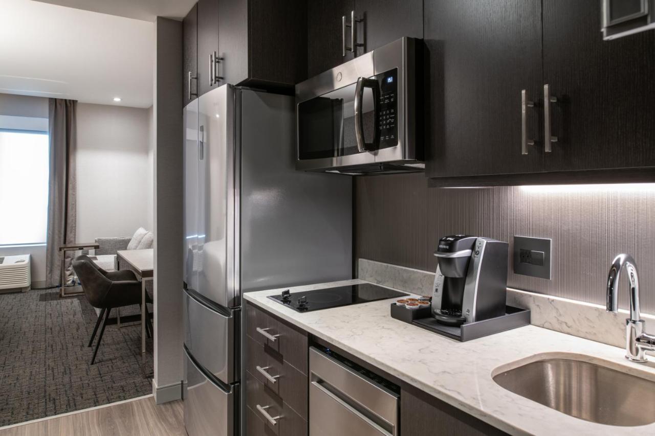 Staybridge Suites - Quincy By Ihg Екстериор снимка